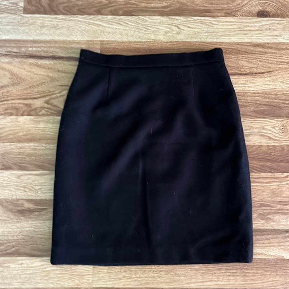 LL Bean Signature Women’s Black Wool Pencil Skirt 2P